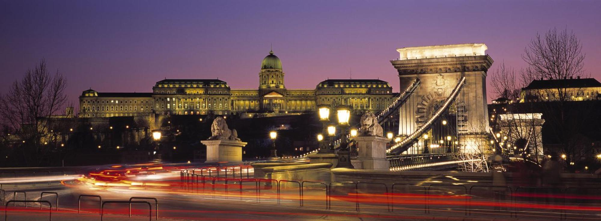 Little Americas Hudson River Apartment Budapest