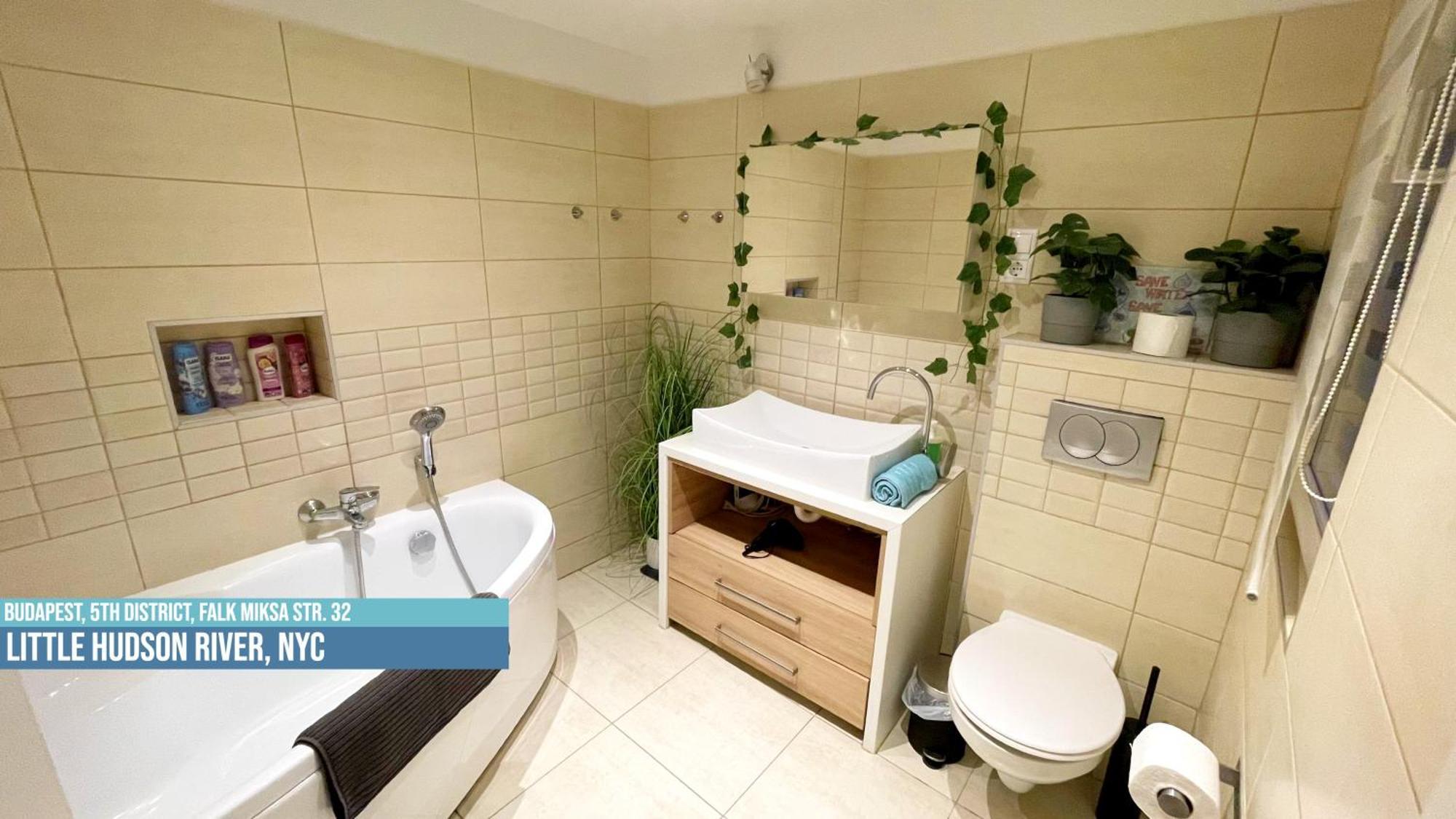 Apartment Little Americas Hudson River Budapest